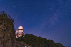 气象台银河星空