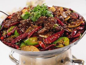 干锅牛肉           