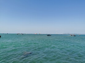 双月湾海洋 蓝天