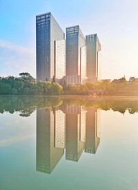 扬州曲江公园 住建局大楼