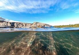 湖底