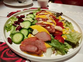 芒果鸭肉沙拉