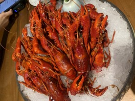 冰镇小龙虾