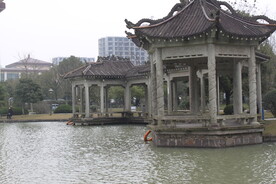 湖边亭