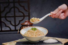 芽菜肉末炒饭