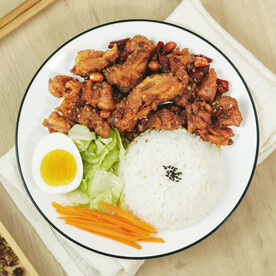 辣子鸡盖浇饭
