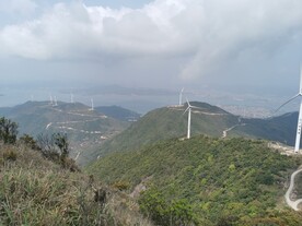 爬山 