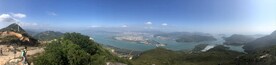 爬山 