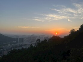 爬山