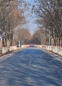 宽阔的公路摄影