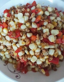 玉米炒肉丁