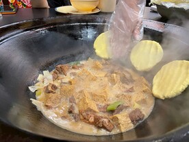 地锅鸡铁饼