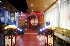 红色新中式婚礼现场