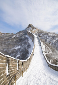 被雪覆盖的长城