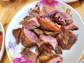 烤鸭鸭肉熟食肉类