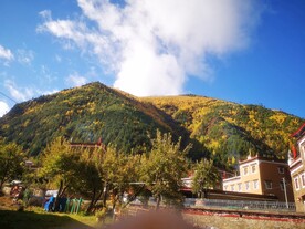 大山 高山 蓝天白云 自然风景