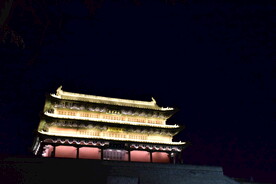 古建筑城门古城楼建筑夜景