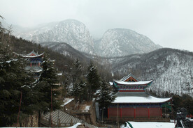 深山古寺