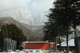 嵩门景色
