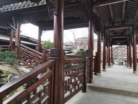  庭院走廊