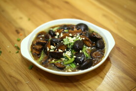 炖蘑菇