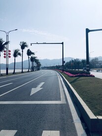 公路 海边 美丽城市