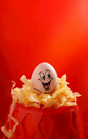 立蛋春分土鸡蛋红色背景