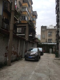 老旧生活小区