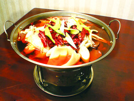 锅仔毛血旺