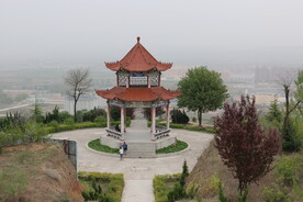 仿古彩绘六角亭