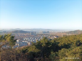臻山远眺
