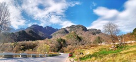 秦岭山脉八百里秦川山峰全景