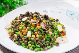鲜黄豆脆皮炒螺肉近照