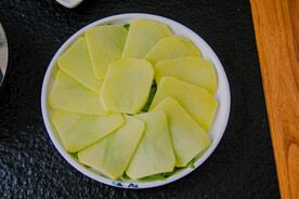楚雄锦达牛庄菜品 云岭牛洋芋