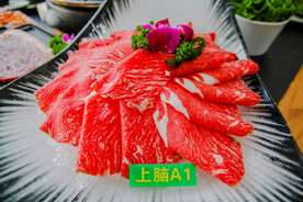 楚雄锦达牛庄菜品 云岭牛 雪花