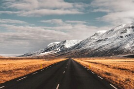 笔直的公路没有尽头