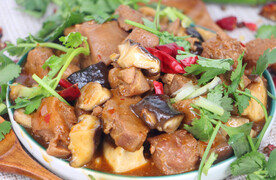 小鸡炖蘑菇