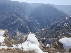 大山雪景 