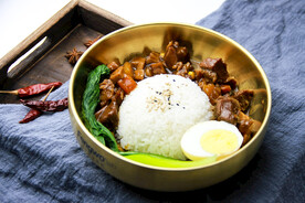 黑椒牛肉饭