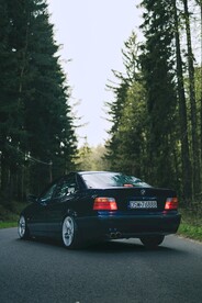 宝马汽车