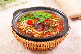 砂锅牛肉面