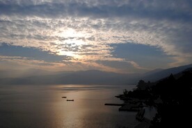 邛海晚霞