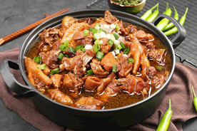 铁锅炖小鸡