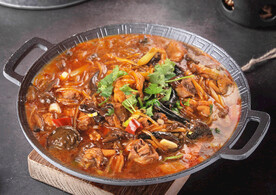 蘑菇炖小鸡