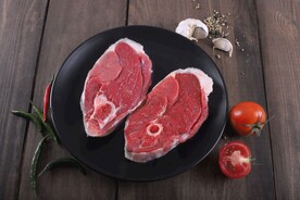生牛排