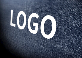 logo样机布料效果图 