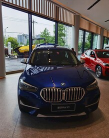 豪华轿车