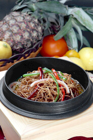 石锅腊味茶树菇