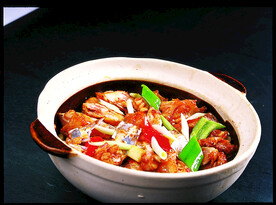 砂锅生啫沙湖大鱼头