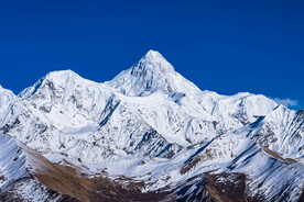 户外雪山自然山脉
